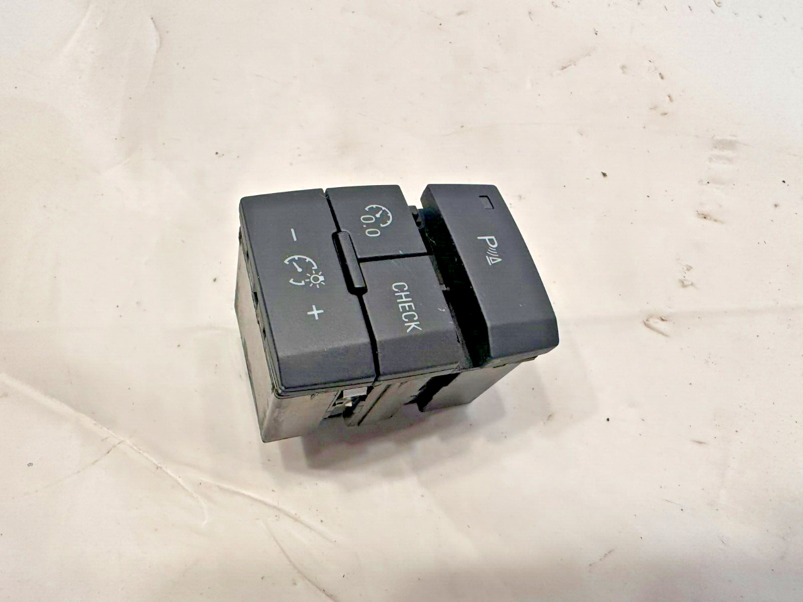 2007-2015 Audi Q7 Dashboard Odometer Check & Park Assist Switch OEM  4L1927123A