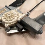 2010-2018 Ford Taurus Front Window Regulator w/ Motor RH  AG135423200BD OEM - 90$ Picture 1 of 5 Picture 2 of 5 Picture 3 of 5 Picture 4 of 5 Picture 5 of 5 Picture 1 of 5 Picture 2 of 5 Picture 3 of 5 Picture 4 of 5