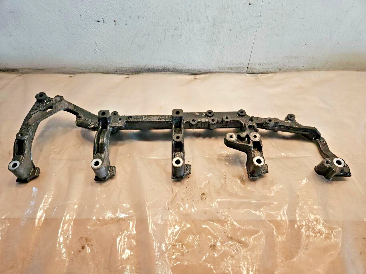 2015 Paccar MX-13 Diesel Engine Bracket 1933050 OEM