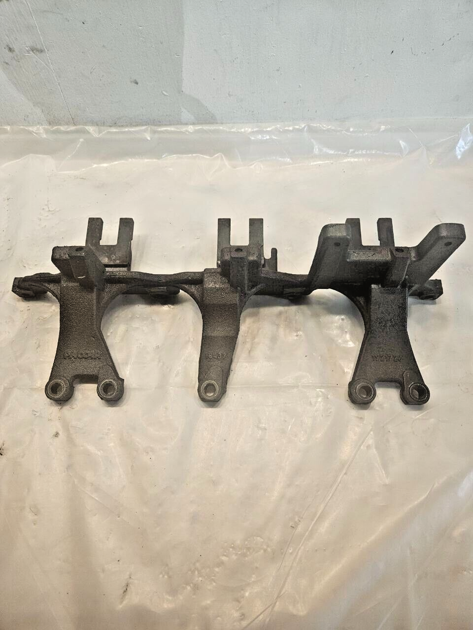 2015 Paccar MX13 Diesel Engine Bracket 1921726 OEM