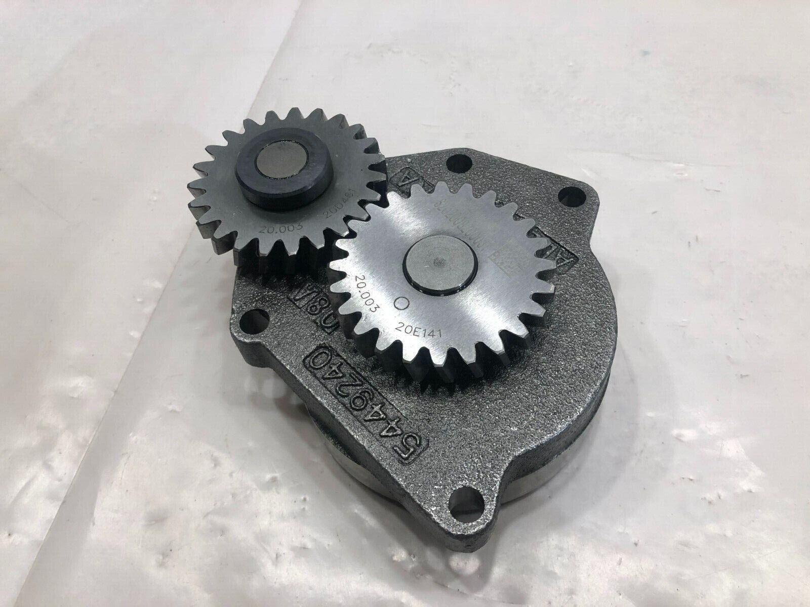 2020 Cummins ISL ISC ISG Engine Lubricating Oil Pump 5449240 OEM