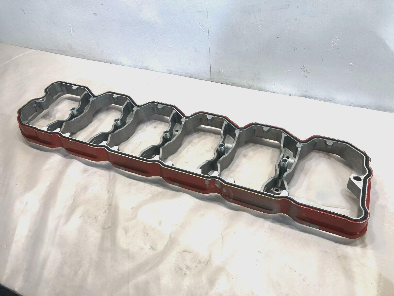 2020 DIESEL ENGINE ISB QSB 6.7 CUMMINS COVER ROCKER ARM HOUSING 3975944 OEM