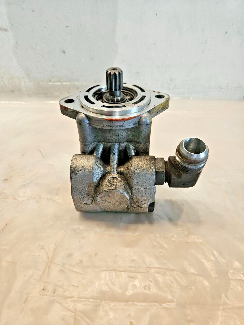 CAT 3406 Diesel Engine TRW Power Steering Pump K188-350 PS2216-15L103 OEM