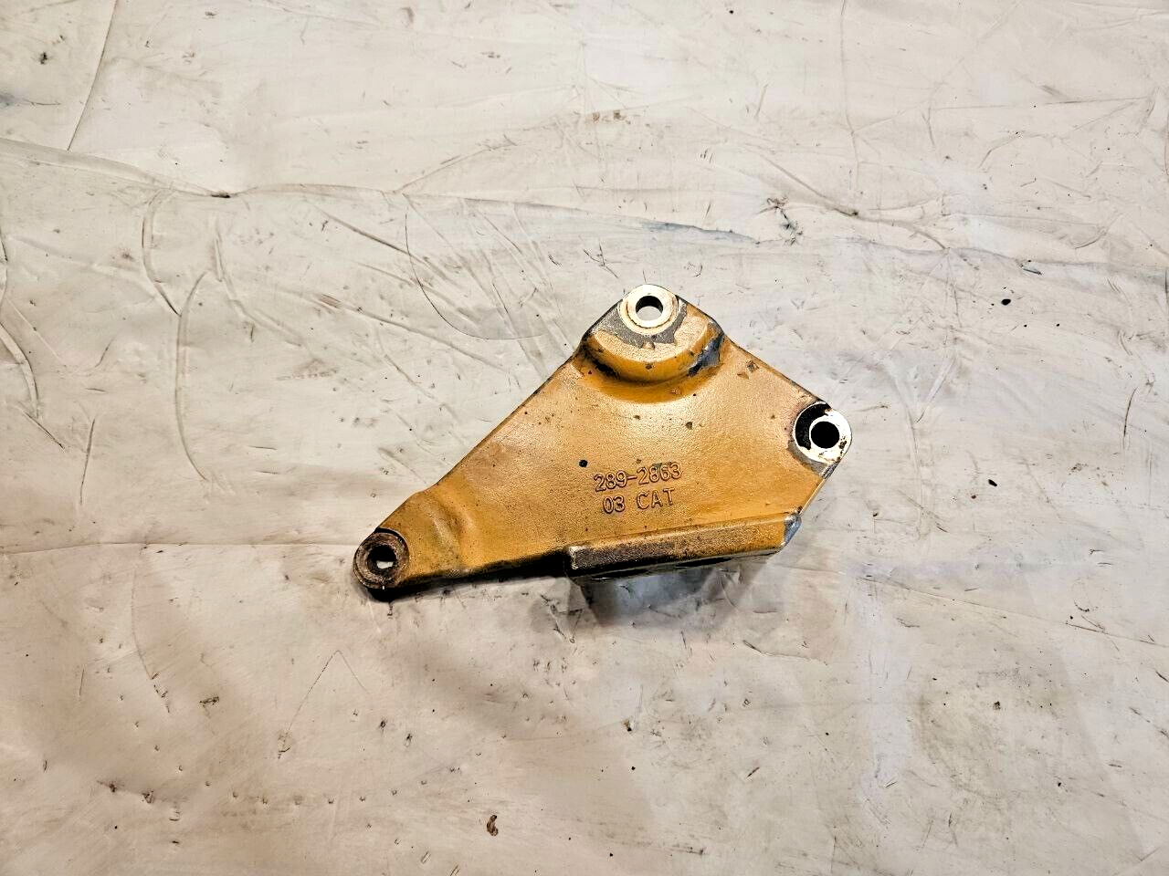 CATERPILLAR CAT C15 ACERT DIESEL ENGINE BRACKET 289-2863 OEM