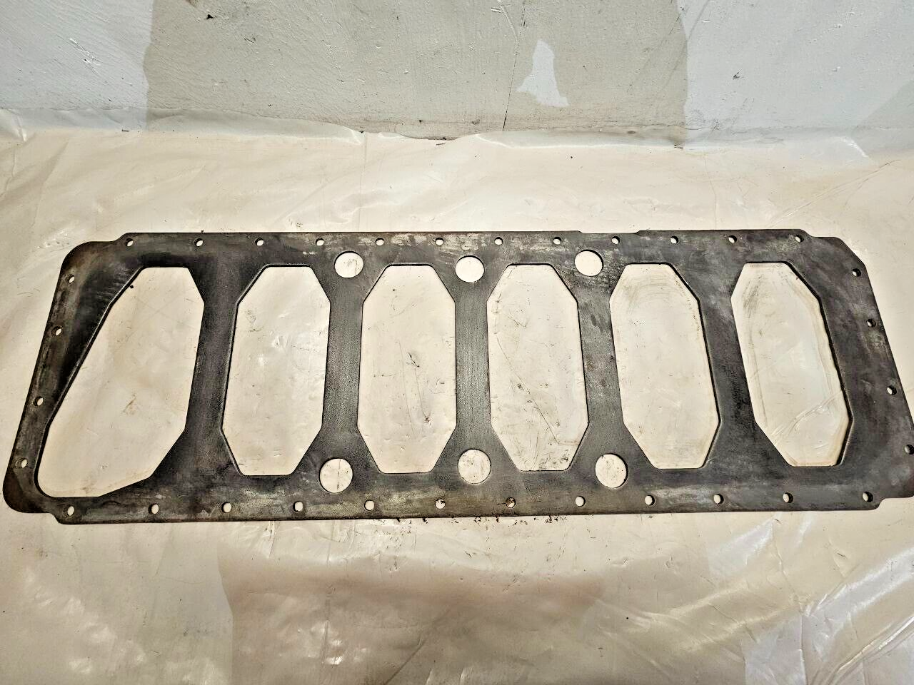 CUMMINS OEM ISL9 ISC 8.9 Engine Block Stiffener Plate 3927606 OEM