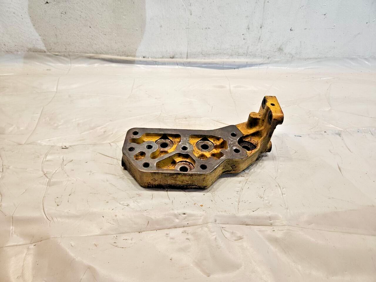 Caterpillar C11 C15 ACERT Diesel Engine Precooler Mounting Bracket 236-4591 OEM