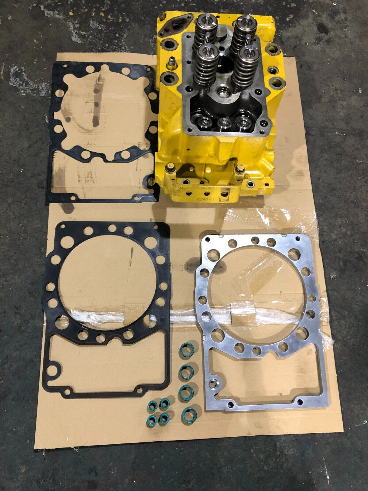 Caterpillar CAT 3508 3512 3516 Diesel Engine Cylinder # 7 Head Group Assy 0R9775