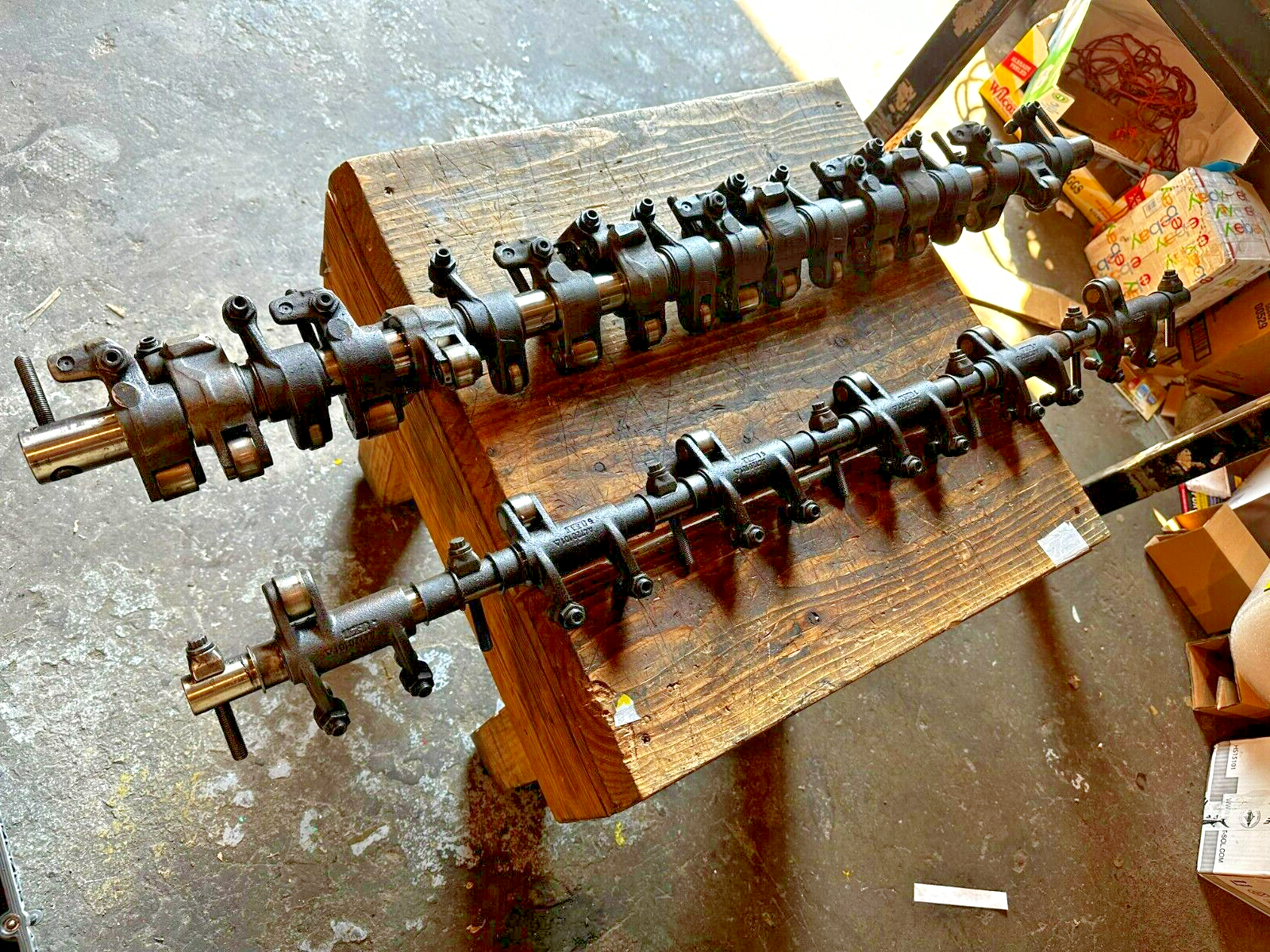 Detroit DD15  Diesel Engine Rocker Arms Complete Assembly A4720101 OEM A4720103