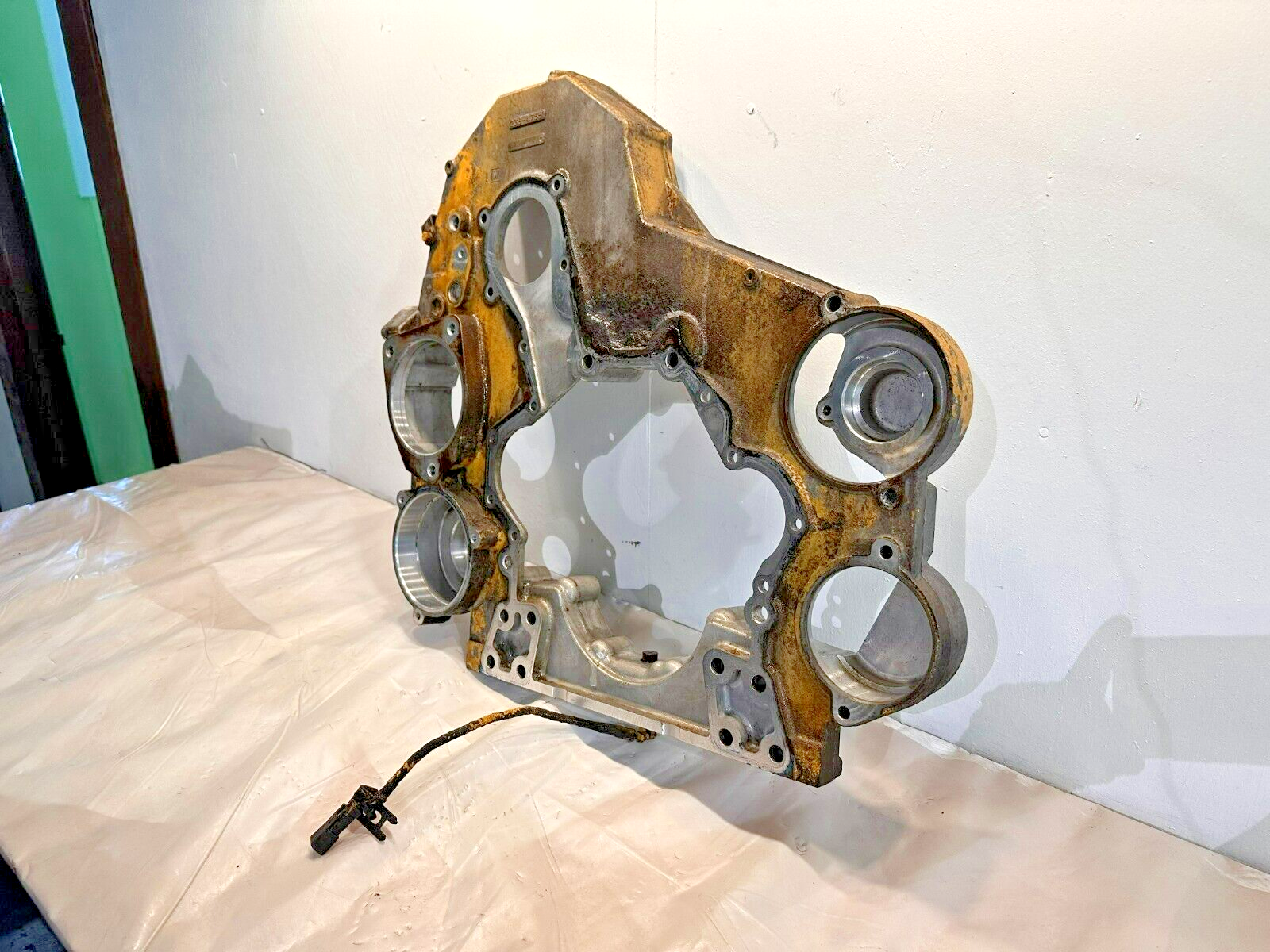 GENUINE CAT C13 Caterpillar Diesel Engine FRONT TIMING COVER 2384755 OEM