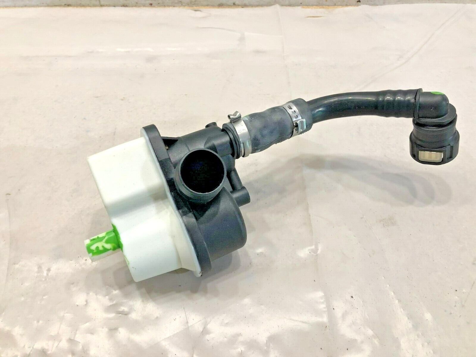 M139 MASERATI 03-12 QUATTROPORTE FUEL LEAK DETECTION PUMP 0261222010 OEM