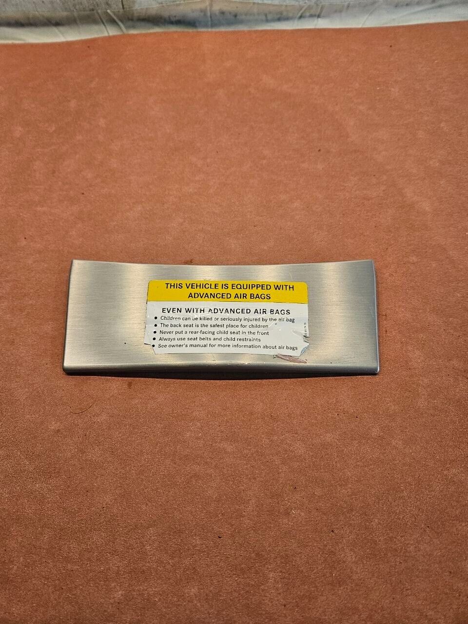 MERCEDES-BENZ C250 W204 CONSOLE FRONT HOUSING COVER TRIM A2046800517 OEM