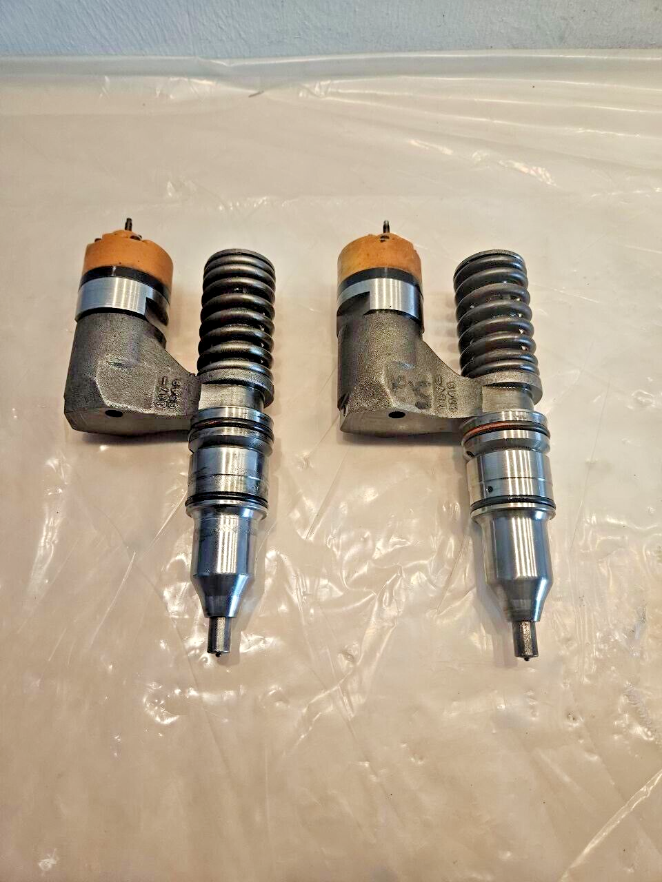 Set of 2 CATERPILLAR C12, C10 DIESEL ENGINE FUEL INJECTORS 10R0963