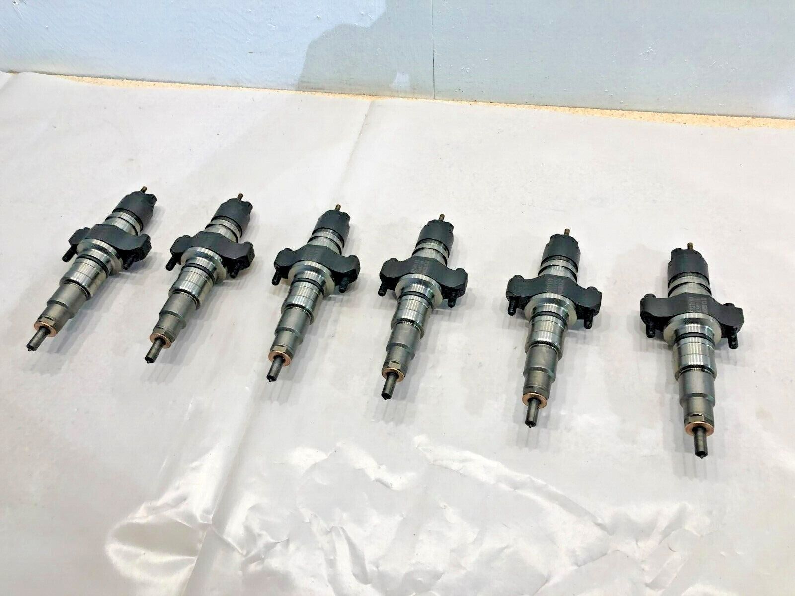 2012-2019 Set of 6 CUMMINS ISB 6.7L Diesel Engine FUEL INJECTORS 4983514 OEM
