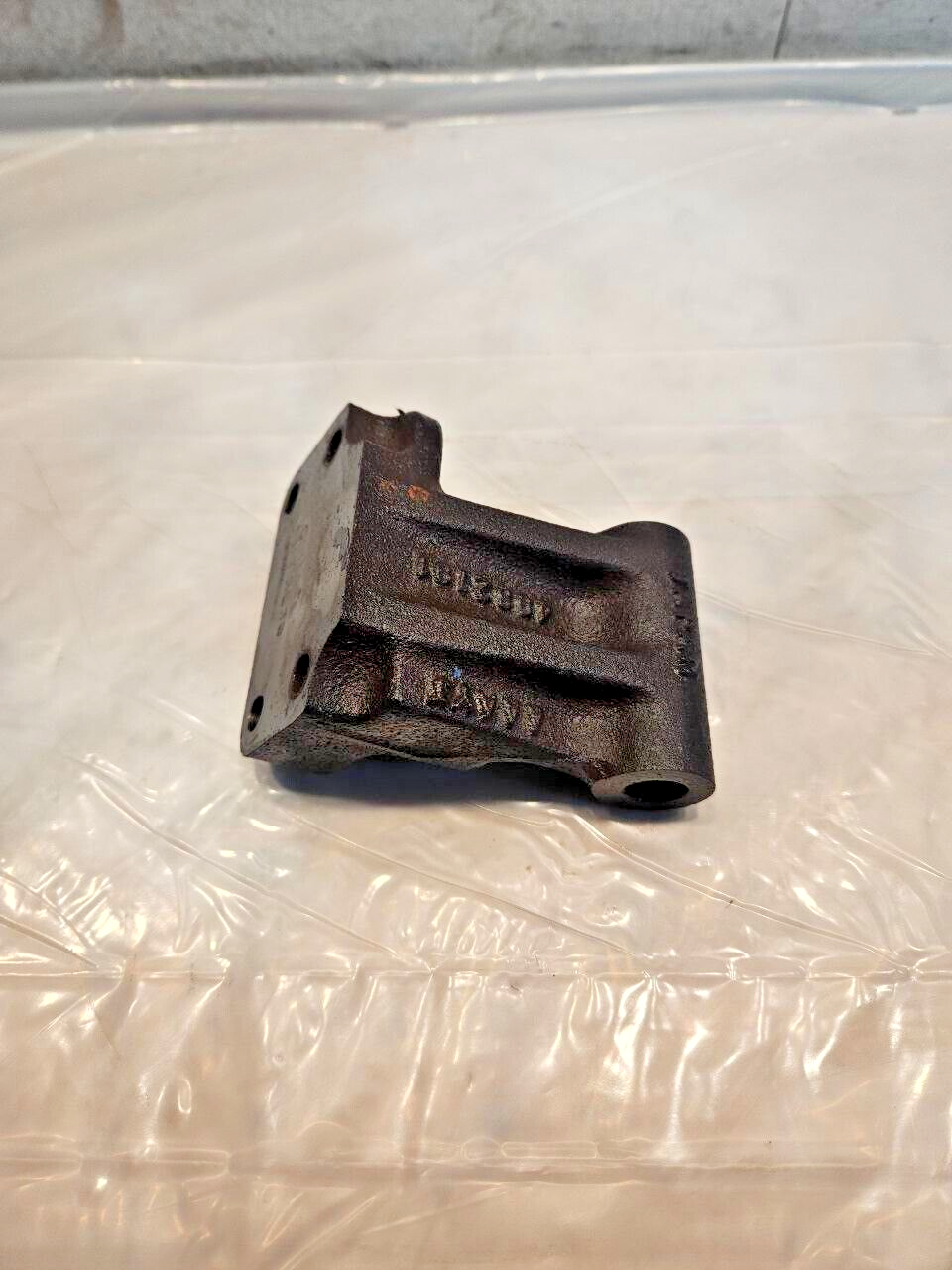 2014 Cummins ISB 6.7 Diesel Engine alternator bracket 4982191 OEM