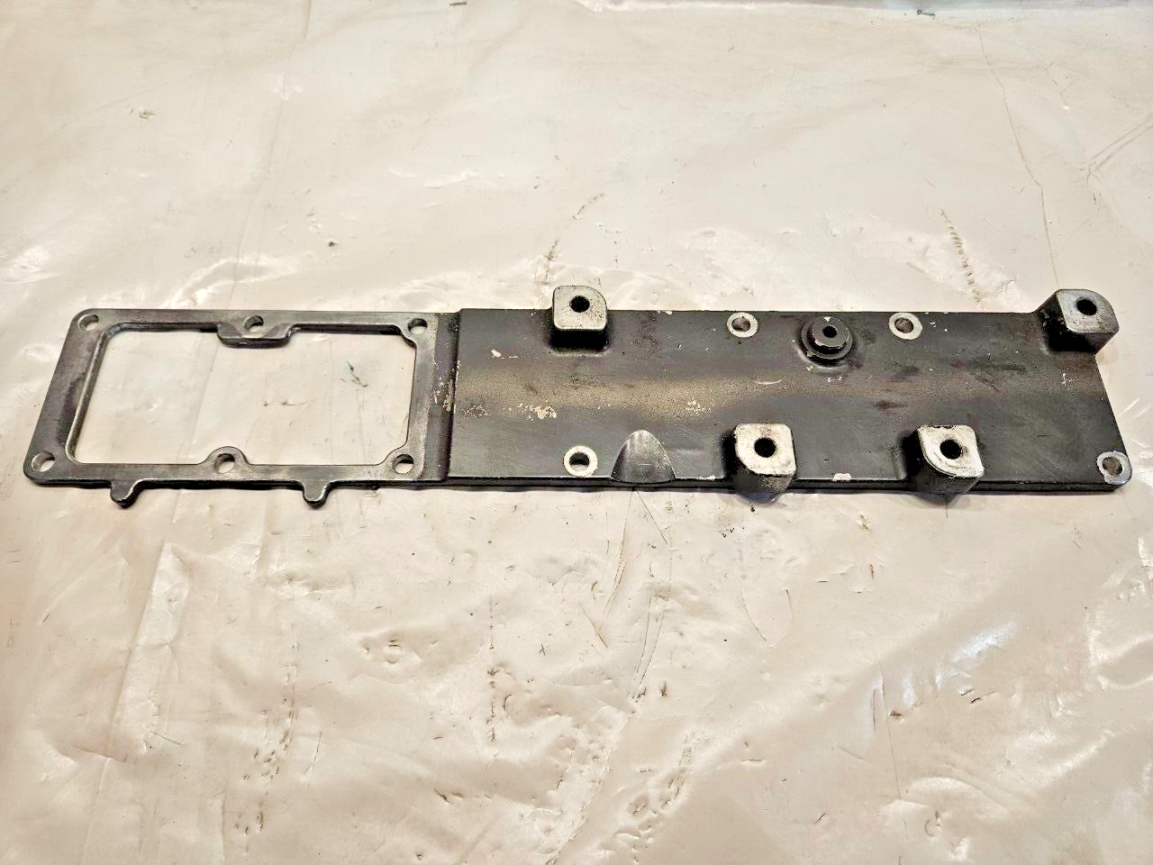 2016 Cummins QSB 6.7 Diesel Engine Intake Plate Plenum Cover 3864483 OEM