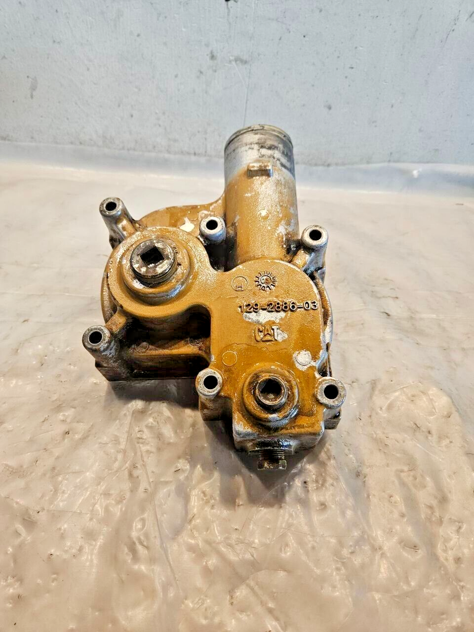 CAT C12 Caterpillar Diesel Engine Upper Thermostat Housing 129-2886 OEM