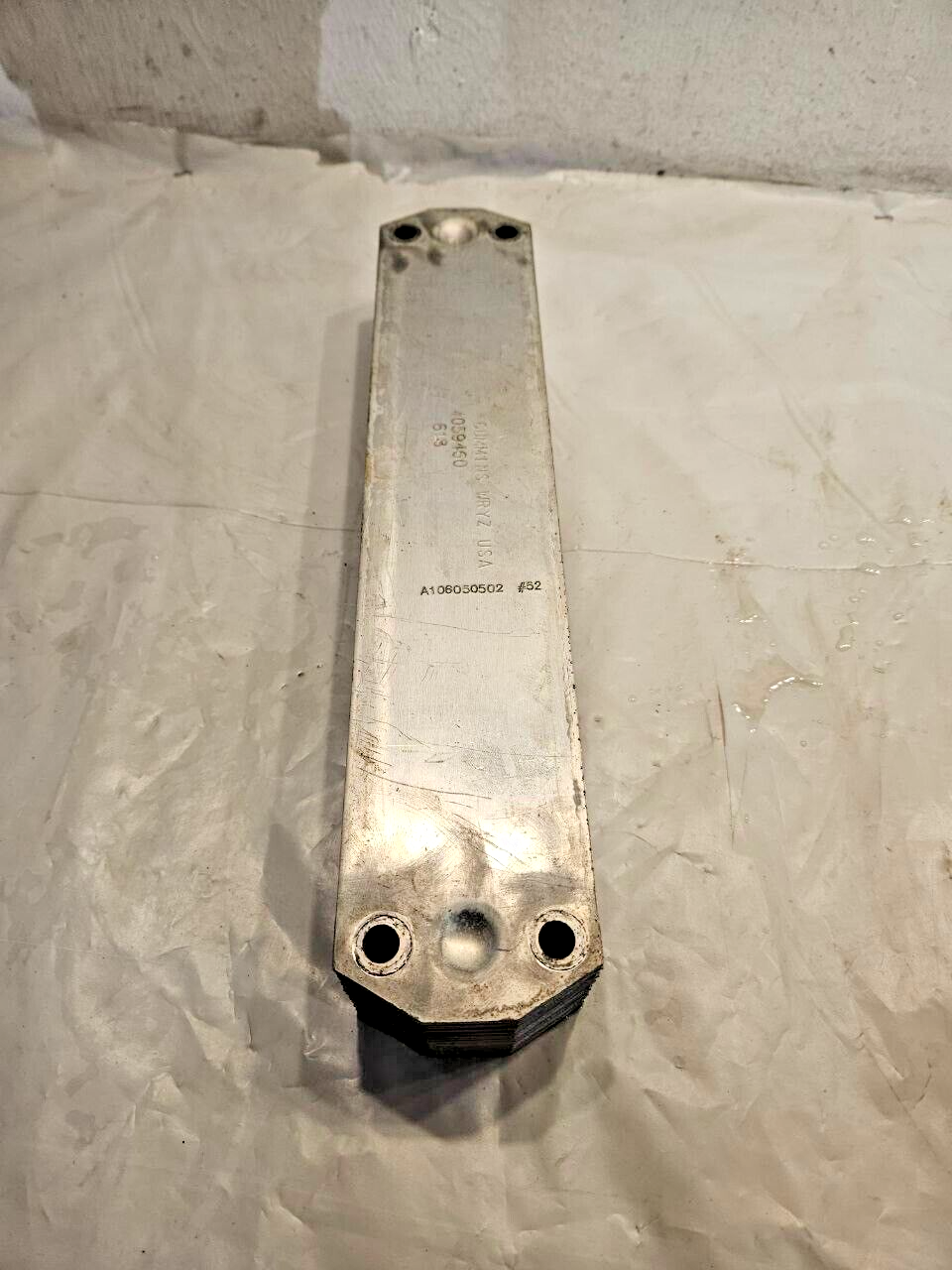 Cummins ISX DOHC diesel engine oil cooler 2892304 (4059460) OEM