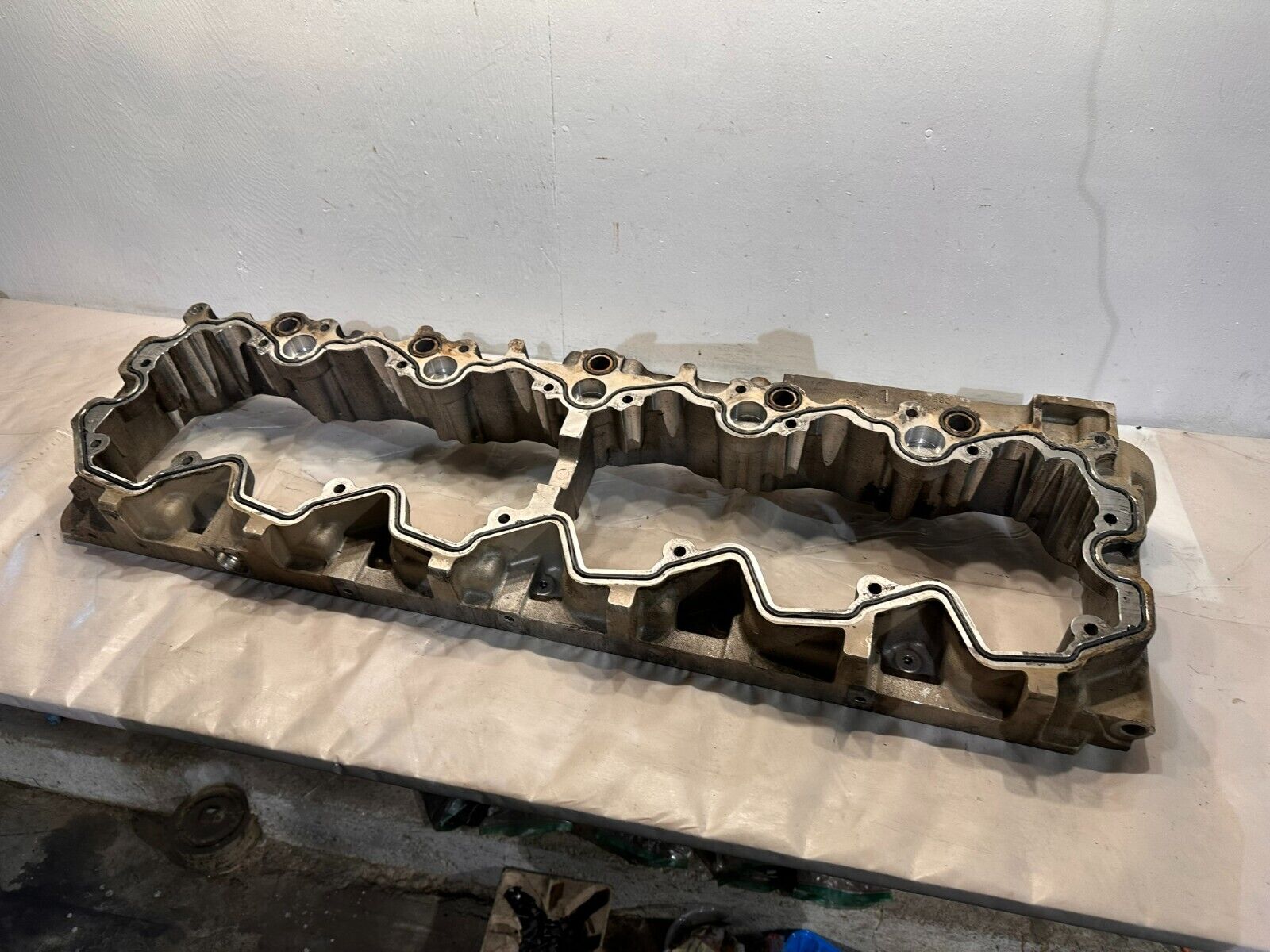 Cummins ISX12 ISX12G 11.9L Diesel Engine Rocker Housing 2897183 OEM