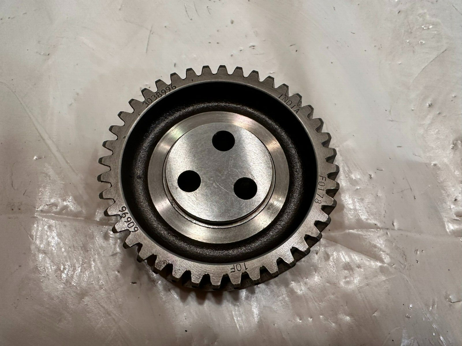 Cummins L10 ISM11 M11 Diesel Engine Timing Idler gear with Hub 3038996 OEM