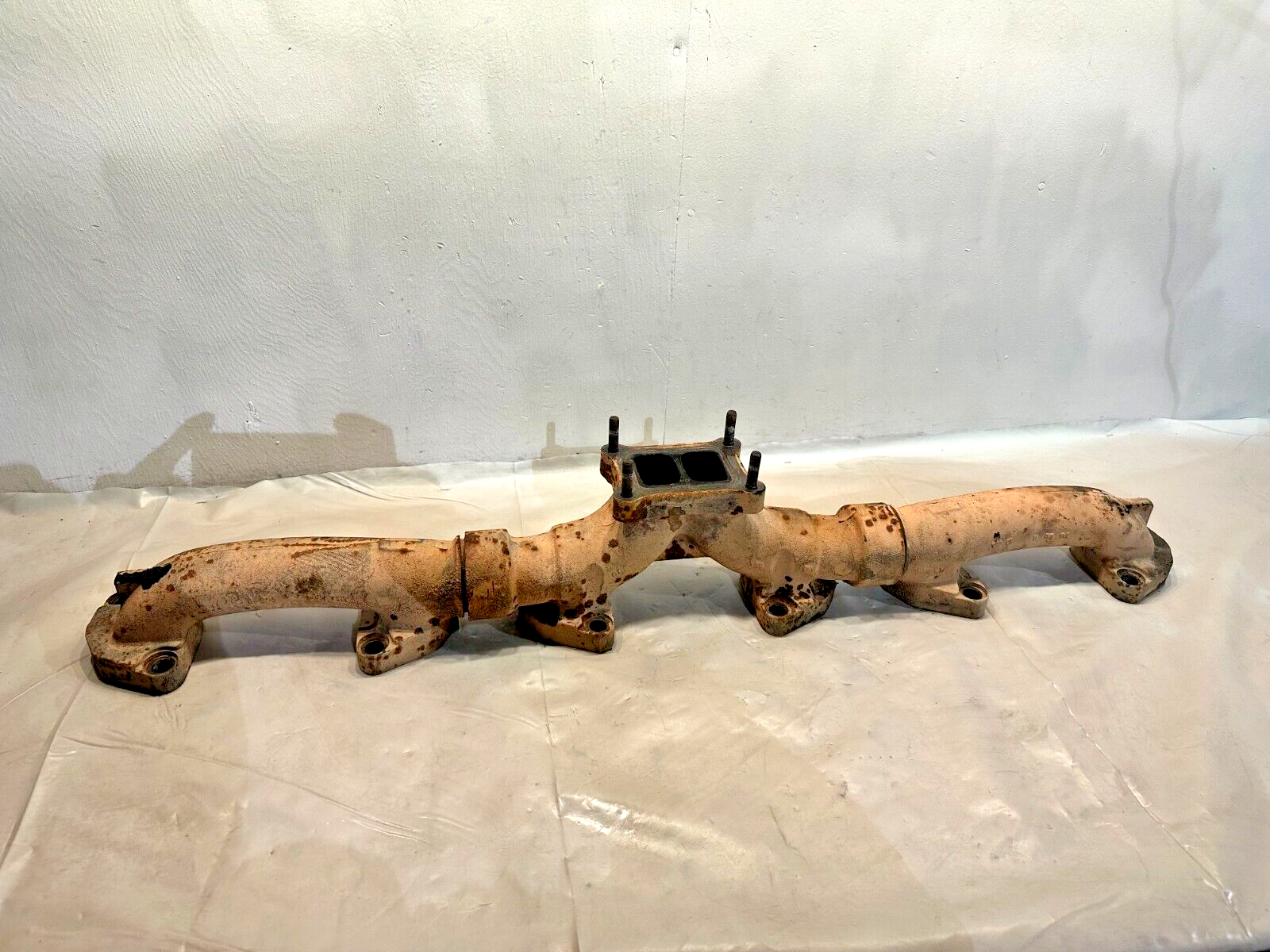 Cummins N14 Engine Exhaust Manifold 3078323 3078322 3078324 OEM