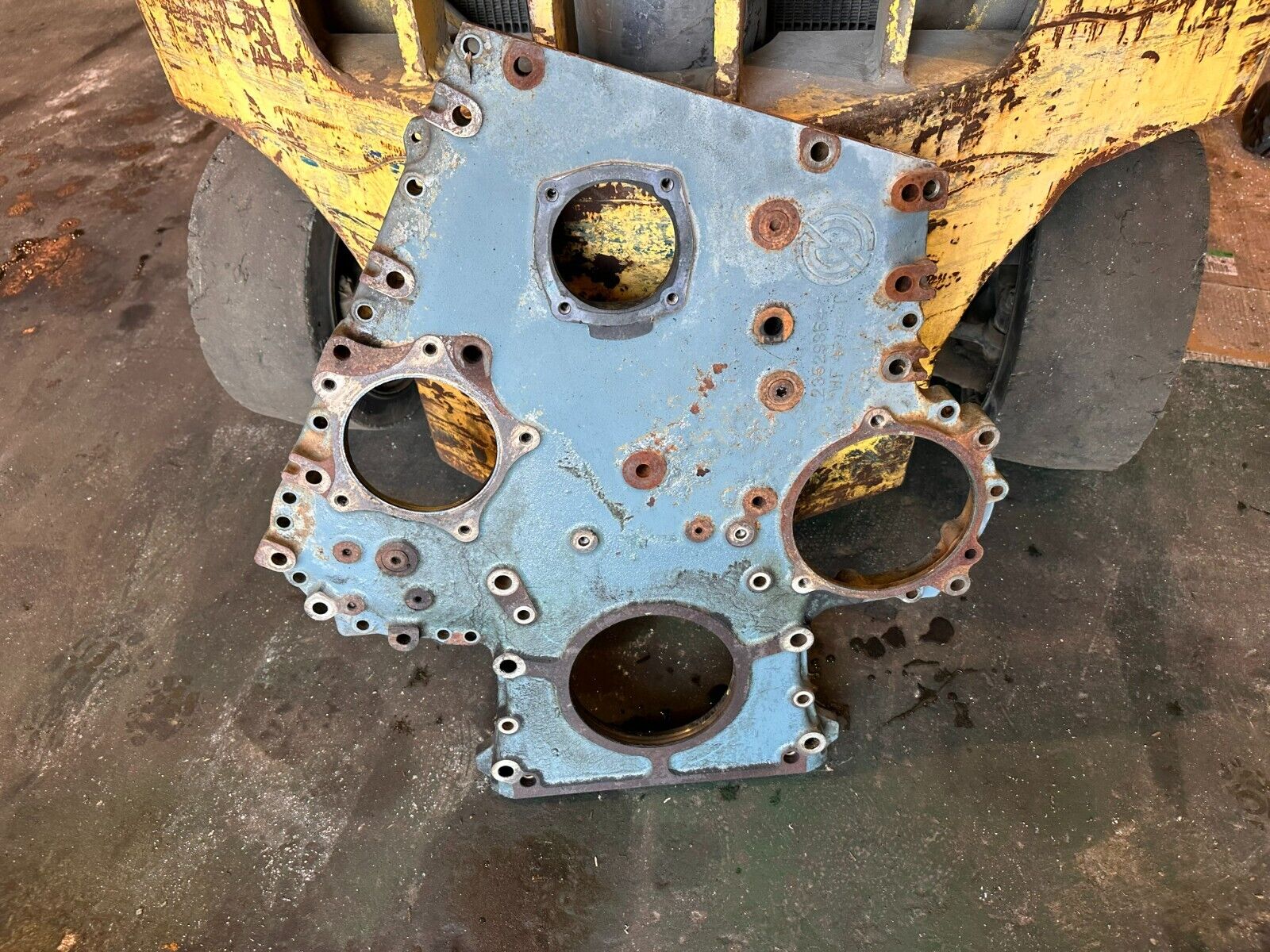 DETROIT DIESEL SERIES 60 12.7L Engine Timing Cover 23529364 OEM