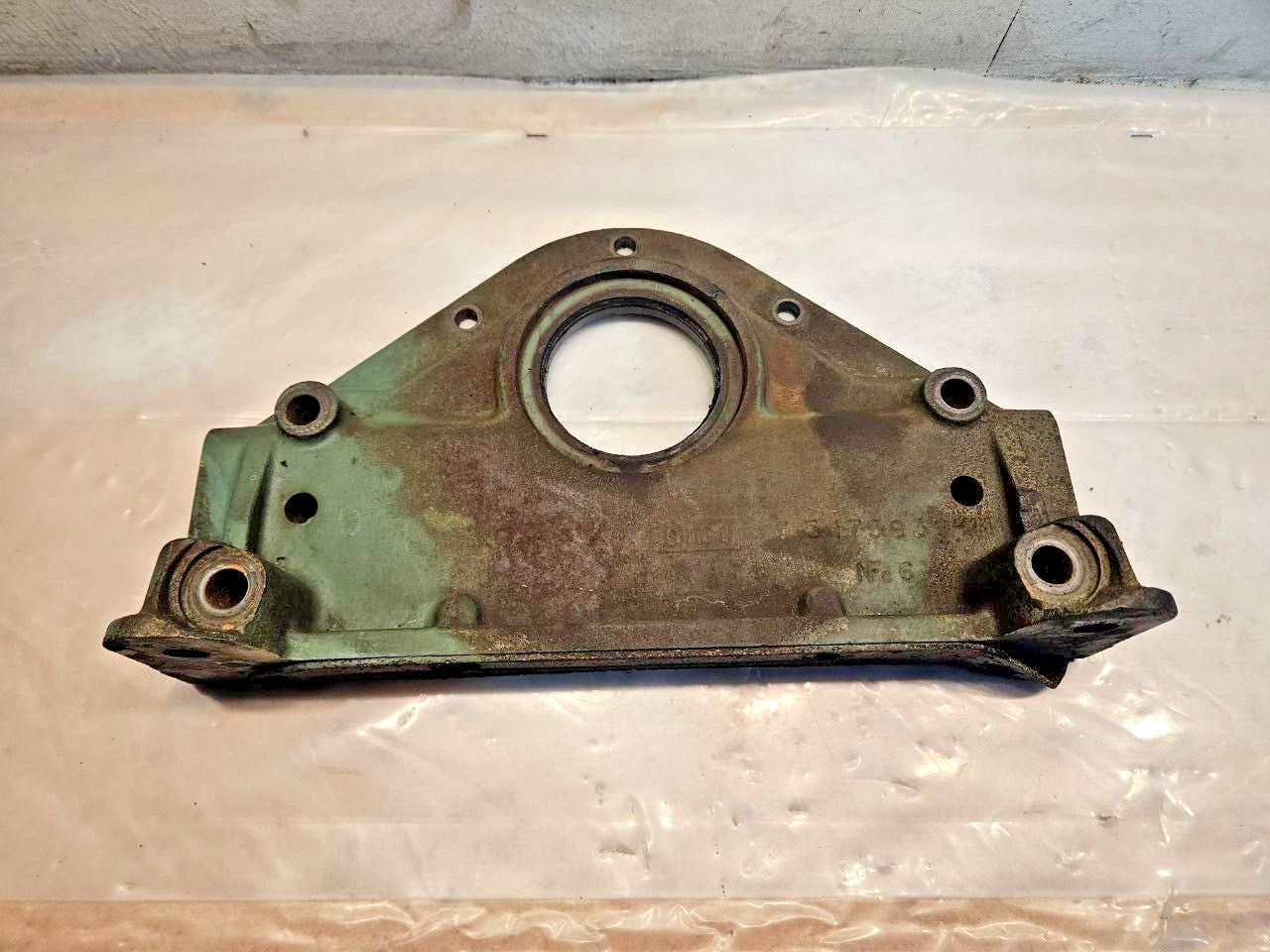 Detroit Diesel 4-71 Engine Fan Support Bracket 5175939 OEM