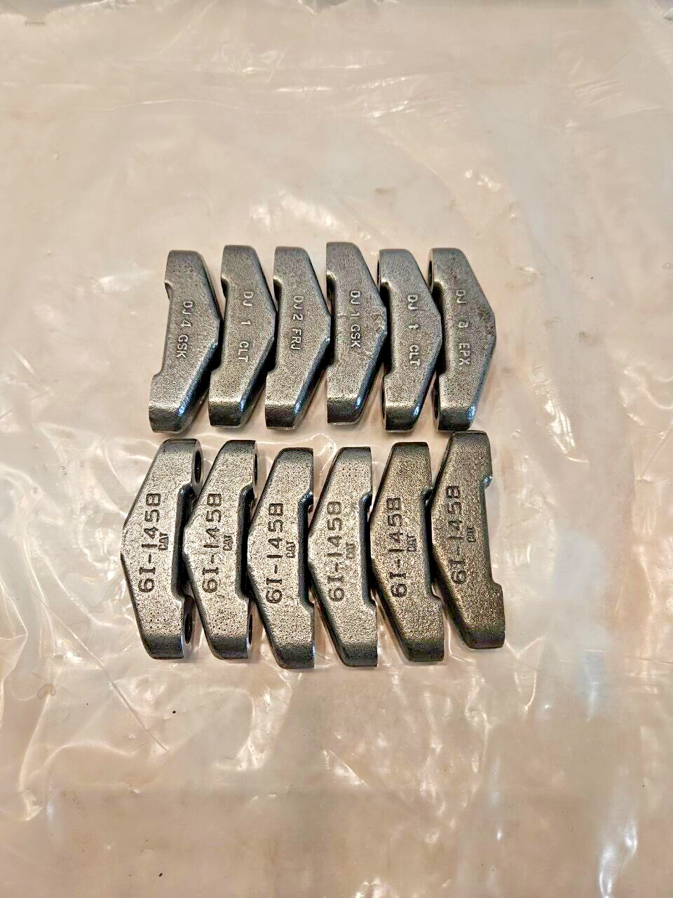 Set of 12 Caterpillar C15 diesel engine Valve Bridges 6I-1458 OEM