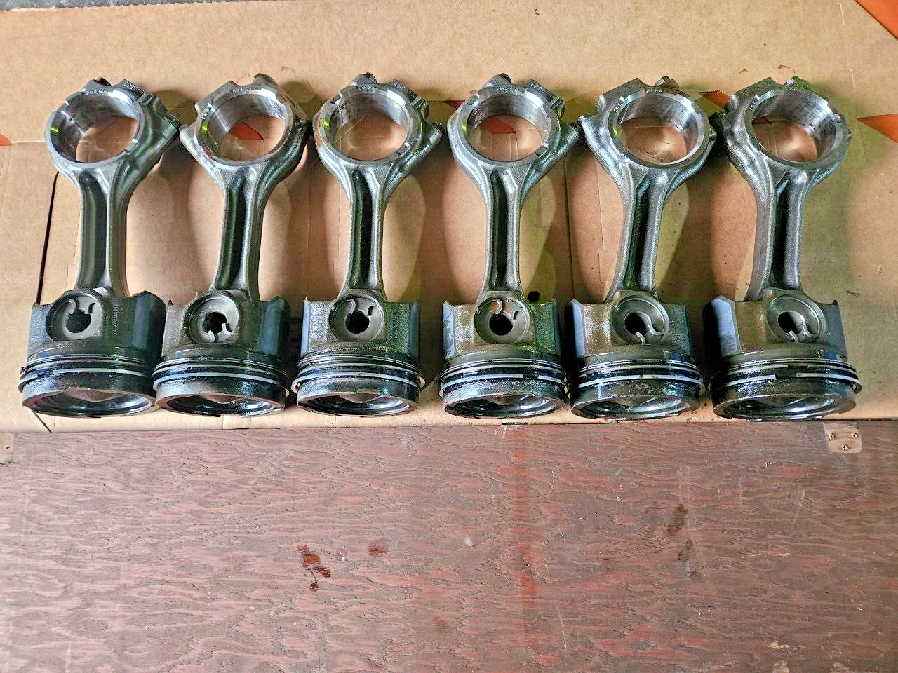 Set of 6 Paccar MX13 Diesel Engine Connecting Rod/Piston 1940353 OEM
