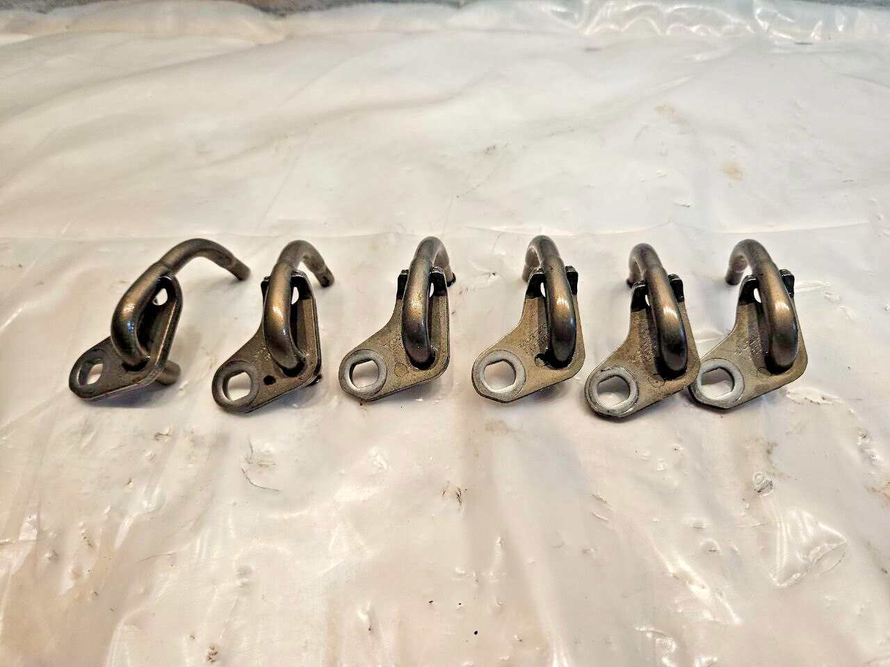 Set of 6 VOLVO D12 DIESLE ENGINE PISTON COOLING OIL NOZZLES 3155151 OEM