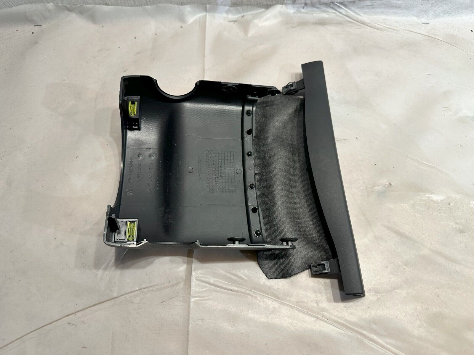 Volkswagen Tiguan steering wheel column trim 5N0858560C 5N0858565 OEM