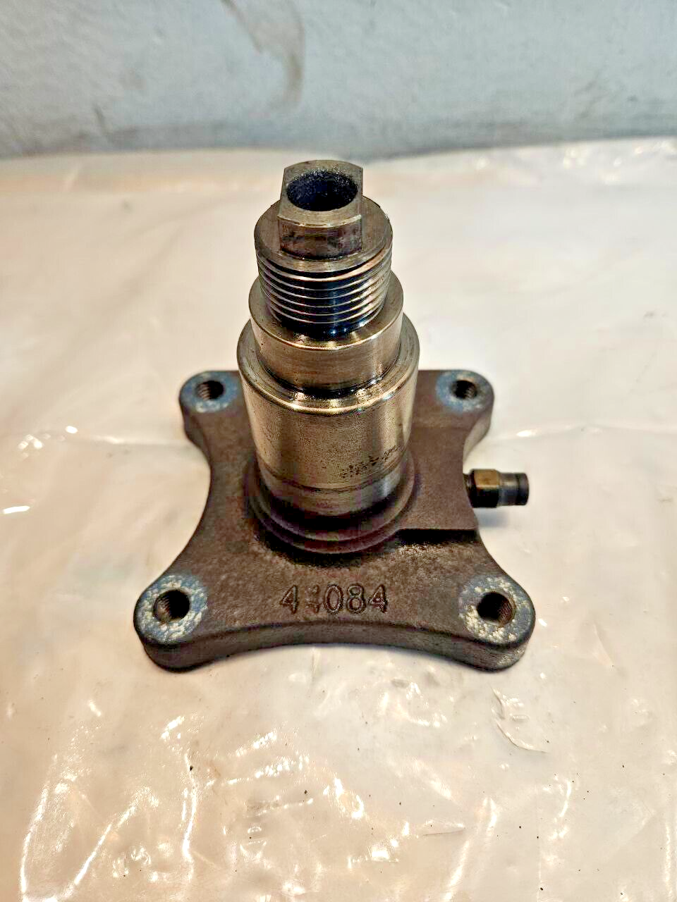 Volvo D12 Diesel Engine BorgWarner Fan Hub 44084 OEM